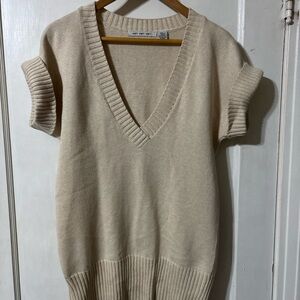 Eight Eight Eight 100% Cotton V-Neck Ivory Sweater size Small